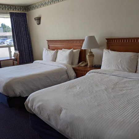 Vaughan Inn Brampton Ngoại thất bức ảnh