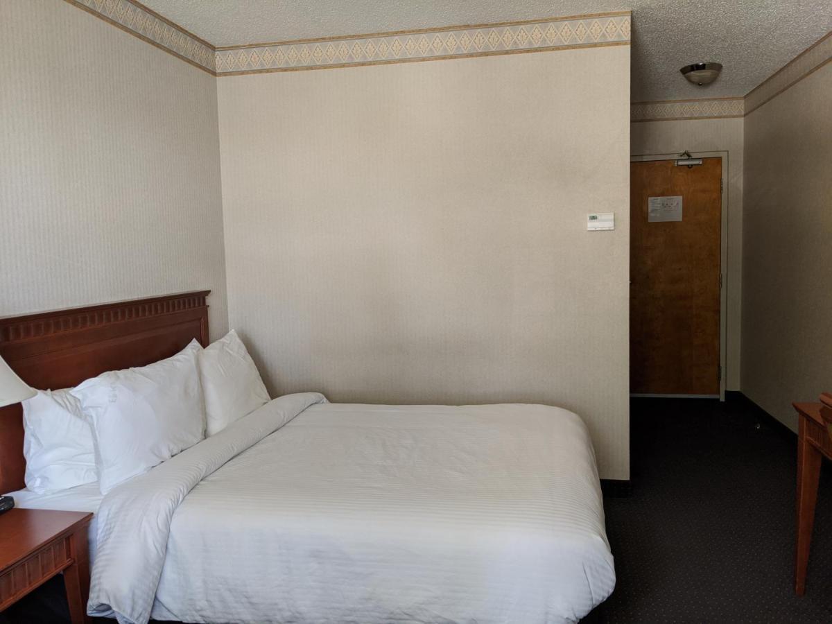 Vaughan Inn Brampton Ngoại thất bức ảnh