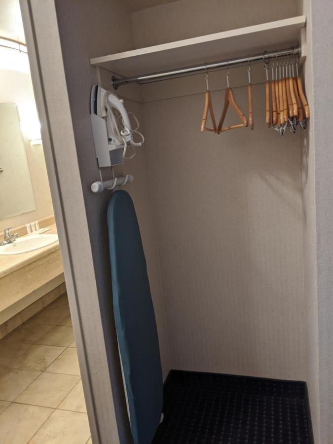 Vaughan Inn Brampton Ngoại thất bức ảnh